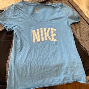 Nike tee